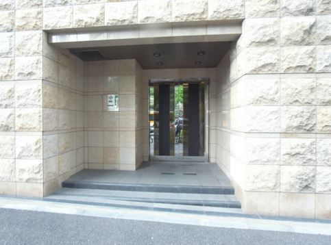 パレステュディオ市谷仲之町のエントランス|パレステュディオ市谷仲之町