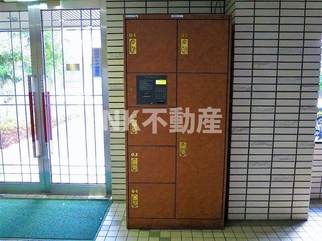 【エントランス】 | コートビュータワー（布施賃貸） | 宅配ボックスです