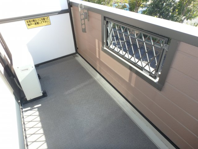 ハイツヤマオのバルコニー