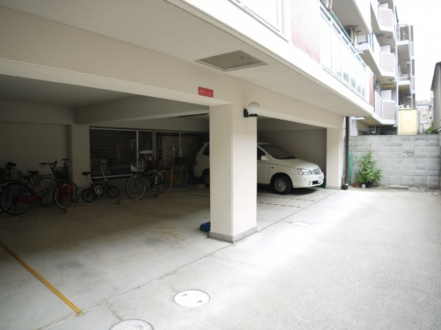 【駐車場】 | ブルームタカオカ