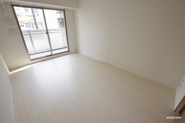 エスリード中之島クロスゲート　仲介手数料無料の居間・リビング