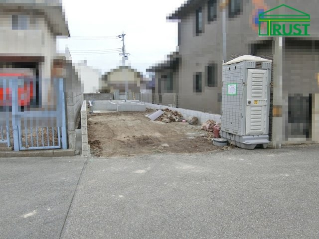 明石市日富美町　新築一戸建の前面道路含む現地写真