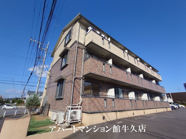 グランドセントレア888　Bの外観