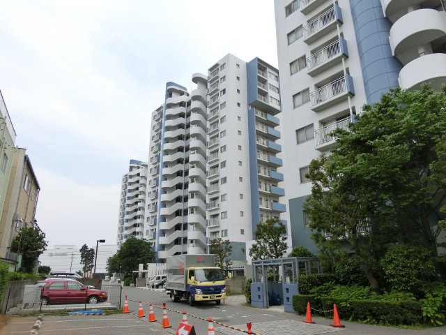 グリーンハイツ八千代弐番館１３階　八千代市大和田新田　中古マンション　リフォーム済の外観