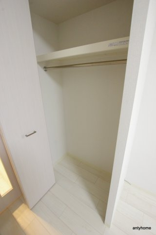 エスリード新大阪ヴェルデ　仲介手数料無料の収納