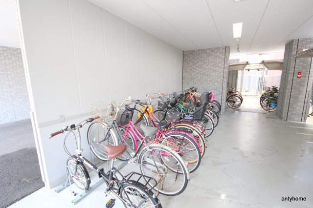 ノルデンタワー天神橋アネックス　仲介手数料無料の駐車場