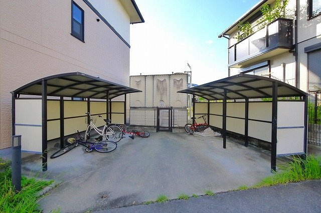 アルタイル梅美台のその他共用部分|駐輪場です