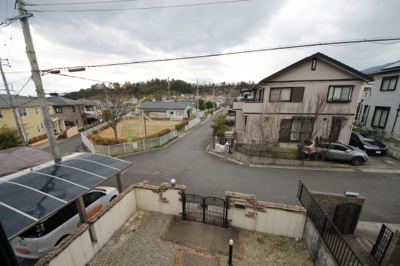 【展望】 | 大津市和邇春日2-871-3　中古戸建 | 目の前に公園があります