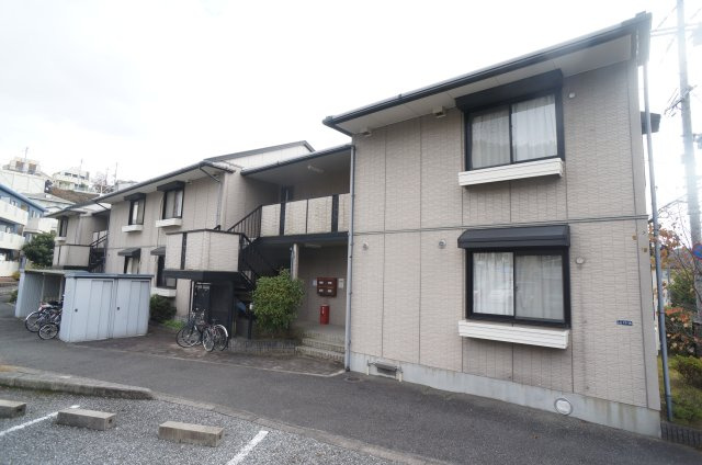 プリシェール山手壱番館のエントランス