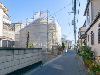 【前面道路含む現地写真】