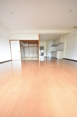 【居間・リビング】 | シャンボール三宮