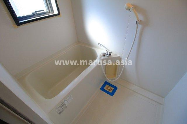 TOMONIワンの浴室