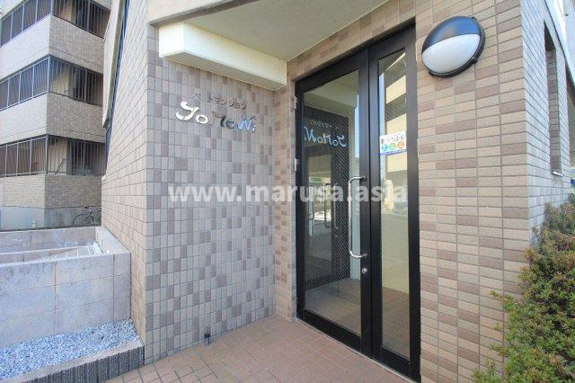 TOMONIワンのエントランス