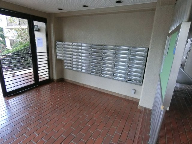 舞子スカイハイツのエントランス|エントランスです