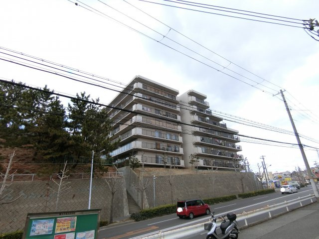 舞子スカイハイツの外観