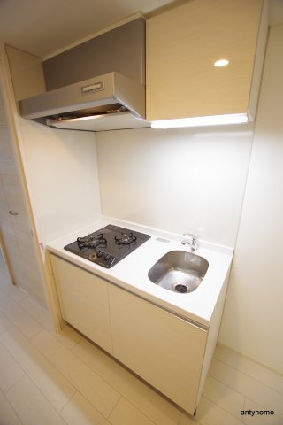 ファーストフィオーレ心斎橋イースト3　仲介手数料無料のキッチン