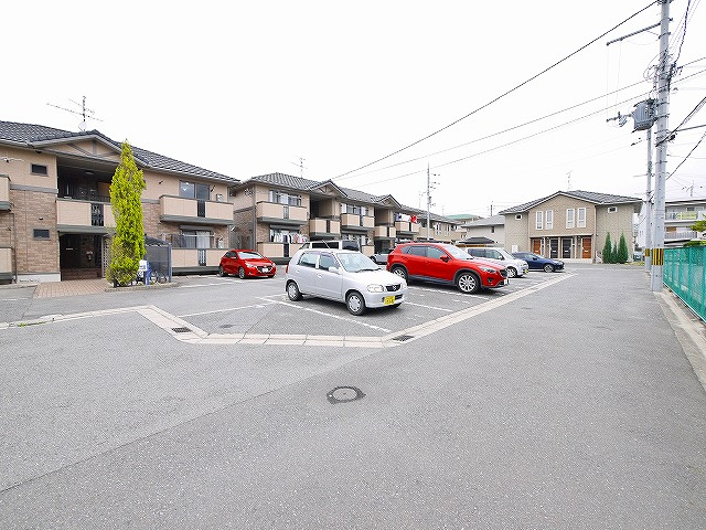 コンフォールの駐車場|駐車場です