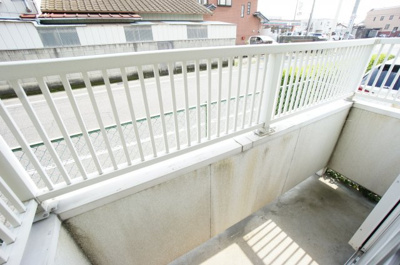 【バルコニー】 | メゾンヴェルテ西片貝A