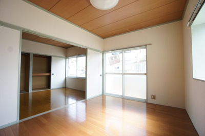 【居間・リビング】 | メゾンヴェルテ西片貝A