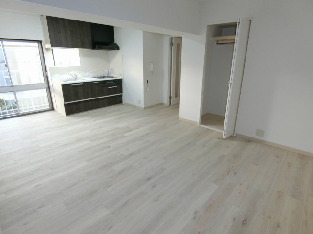 【居間・リビング】 | サンビルダー上甲子園