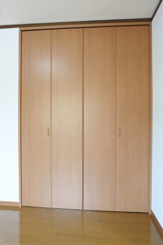 プレステージ堀上の収納