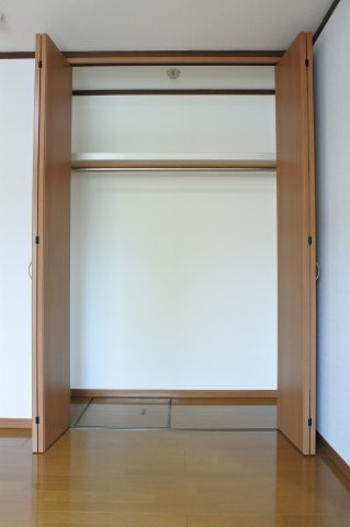 プレステージ堀上の収納