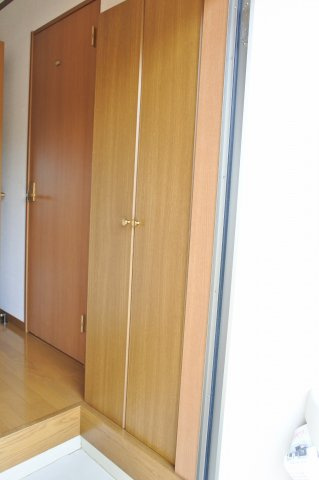 プレステージ堀上の収納