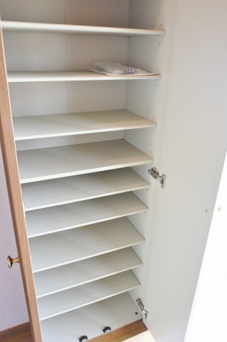 プレステージ堀上の収納