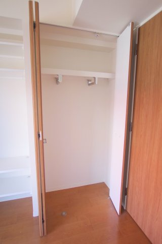 レジュールアッシュ梅田アクシア　仲介手数料無料の収納