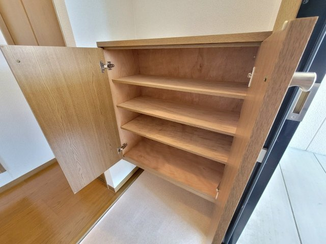 サンライズ平塚の収納