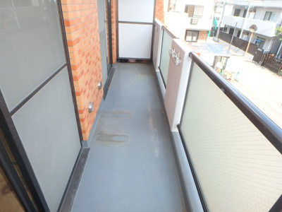 【バルコニー】 | 伊藤ビル