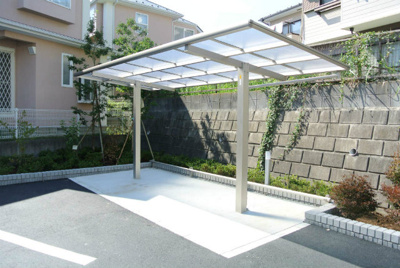 【その他共用部分】 | ベリーメゾン都筑 | 屋根付きの駐輪場で雨が降っても大切な自転車が濡れなくてすみますね♪自転車はちょっとした移動手段に便利ですよね！