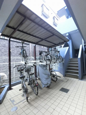 【その他共用部分】 | セザール横浜仲町台 | 駐輪場