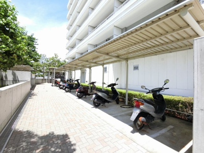 【その他共用部分】 | コットンハーバータワーズシーウエスト | バイク置場