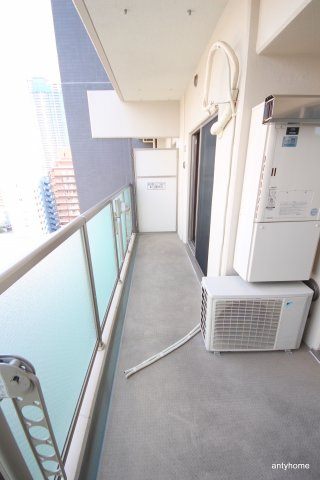  エステムプラザ梅田中崎町3ツインマークスSR　仲介手数料無料のバルコニー