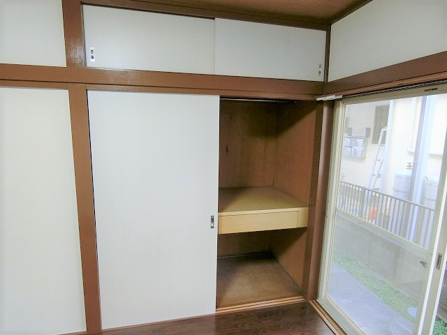 ホワイトレジデンスの収納|写真は同建物の別部屋を参考に掲載しております。