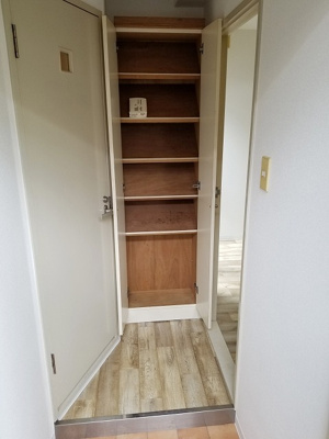 【玄関】 | ベル今津大東町