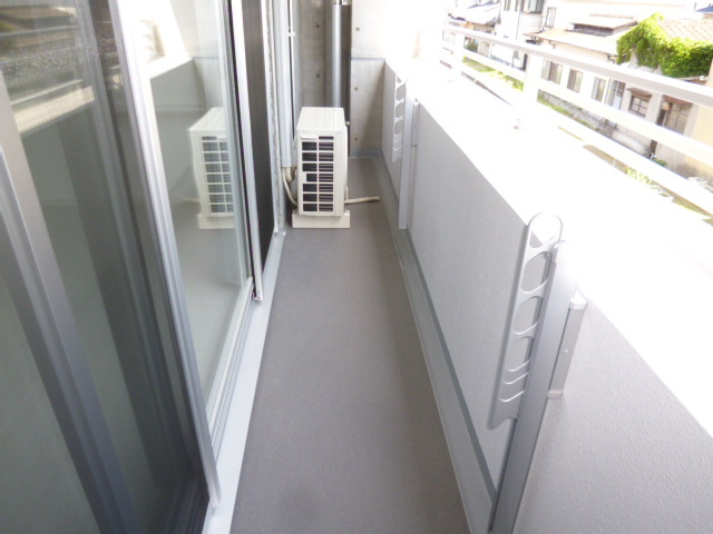 ビバリーグランディのバルコニー