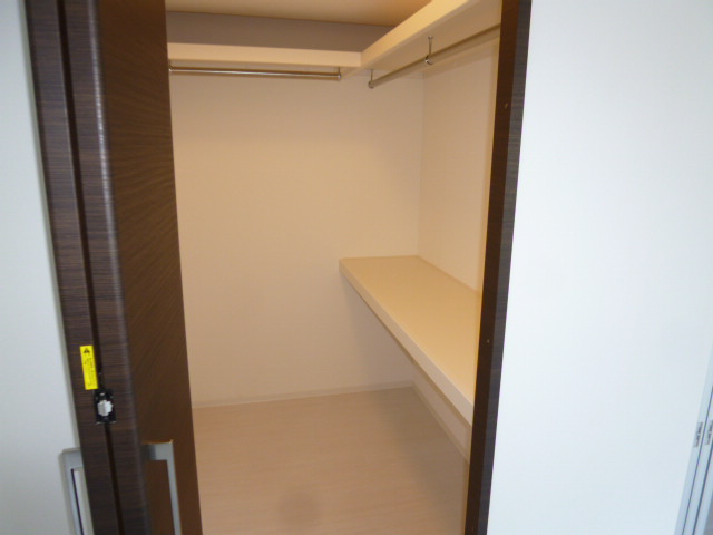 ビバリーグランディの収納|ウォークインクローゼット