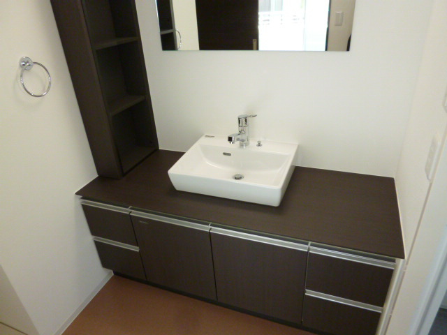 ビバリーグランディの独立洗面台|洗髪洗面化粧台