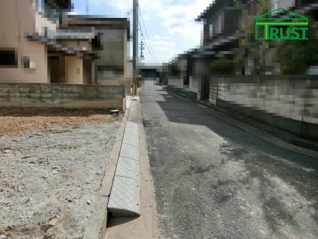 明石市魚住町西岡8期（全1棟）1号棟　新築戸建の前面道路含む現地写真