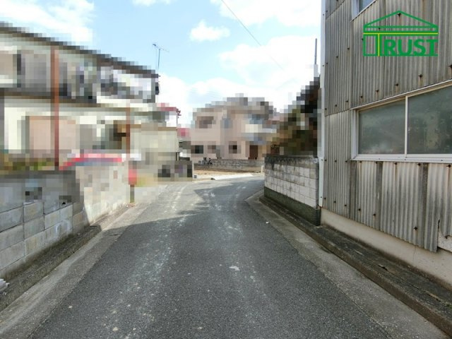 明石市魚住町西岡8期（全1棟）1号棟　新築戸建の前面道路含む現地写真