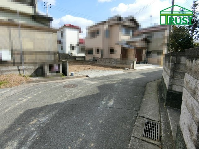 明石市魚住町西岡8期（全1棟）1号棟　新築戸建の前面道路含む現地写真