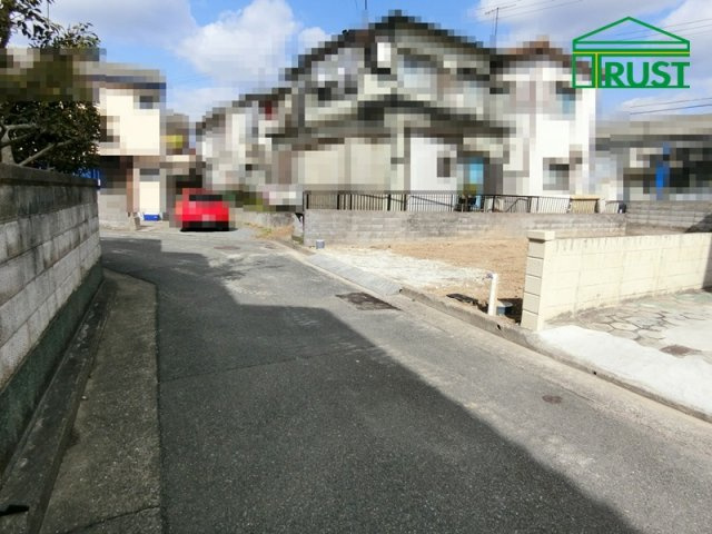 明石市魚住町西岡8期（全1棟）1号棟　新築戸建の前面道路含む現地写真