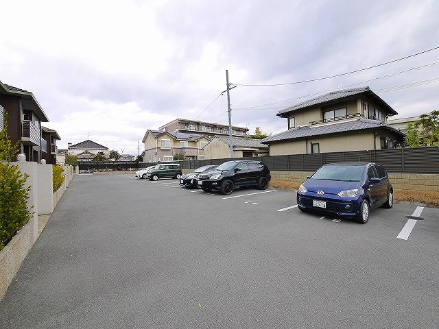 ココ・マールの駐車場