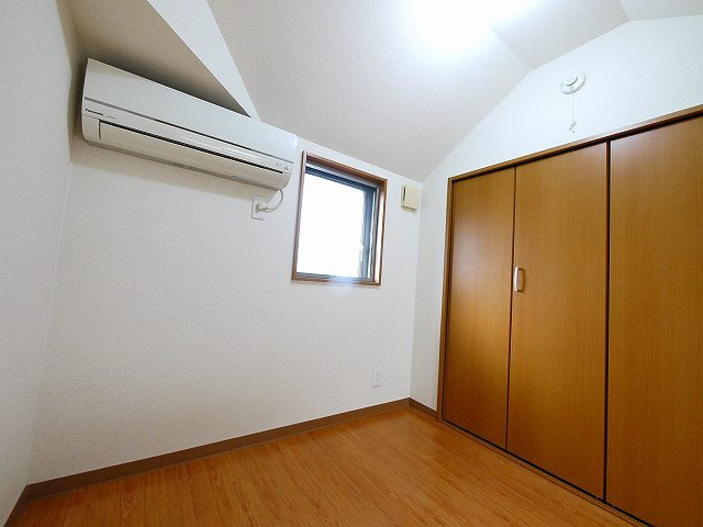採充エヴォールの洋室|個人の部屋や寝室として使える洋室です
