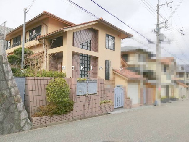 箕面市小野原西３丁目　中古戸建