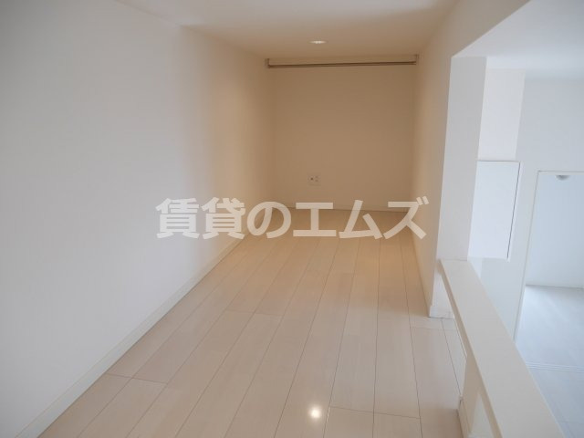 【居間・リビング】 | Ｂｌｕｅ　Ｒｅｅｆ　１号館 | Ｂｌｕｅ　Ｒｅｅｆ　１号館のロフト
