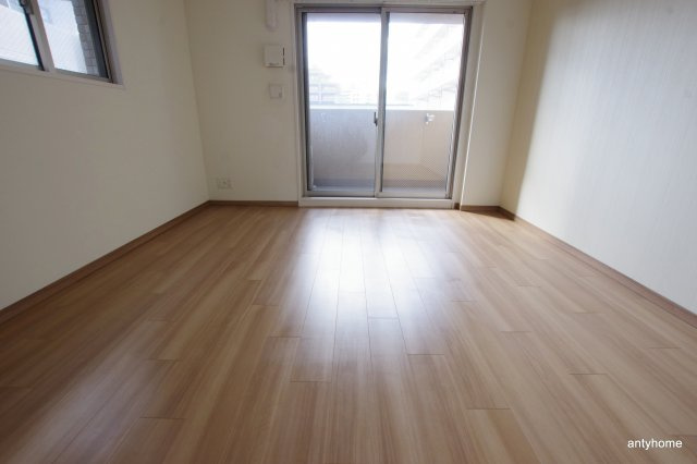 リッツ新大阪　仲介手数料無料の洋室