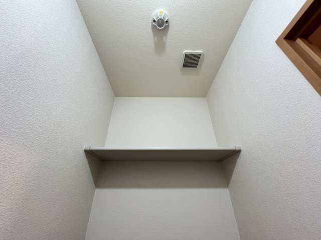 ベルアネスB棟の収納